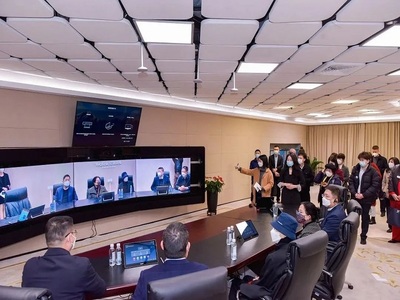 外国驻厦领事官员参访湖里创新园，共话网络科技研发新机遇